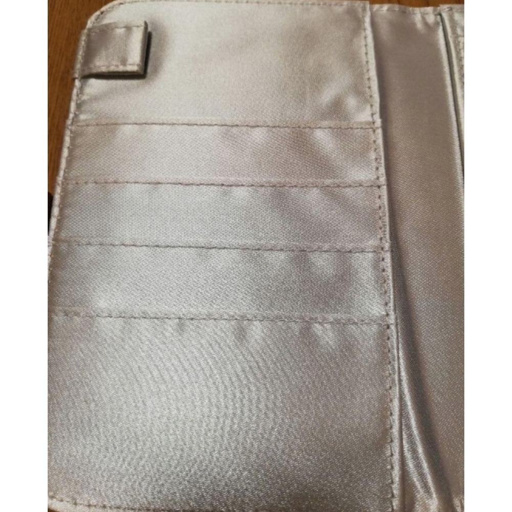 Coach Red Patent Horse and Carriage Notebook Cover Organizer Wallet with Notepad - Picture 7 of 9